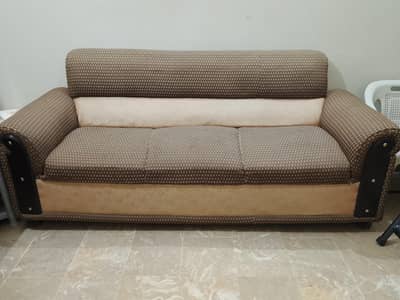 urgent sale 7 seater sofa set