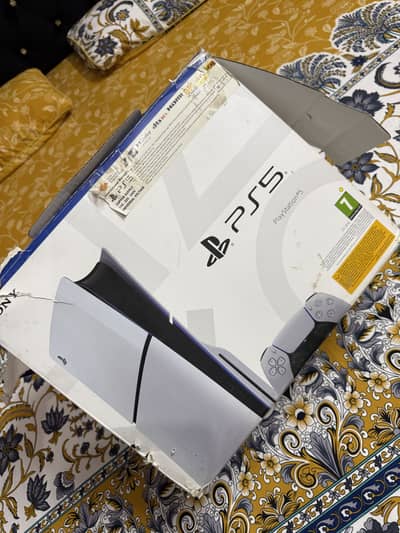 PS5 Slim 1TB