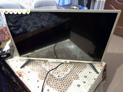 EcoStar 32" LED TV – CX-32U561C