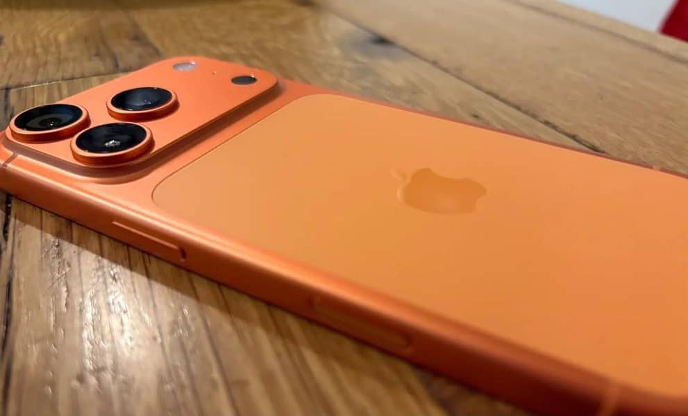 Apple iPhone 17 Pro Max 1