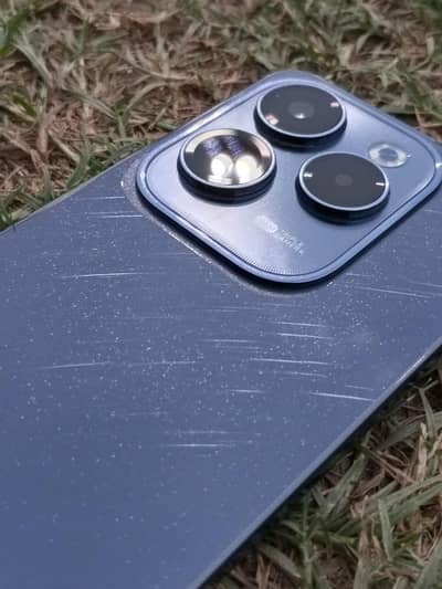 Infinix Hot 40 Pro