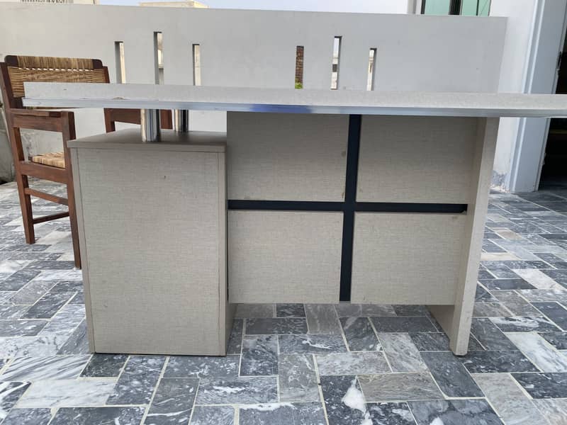 Study table 5