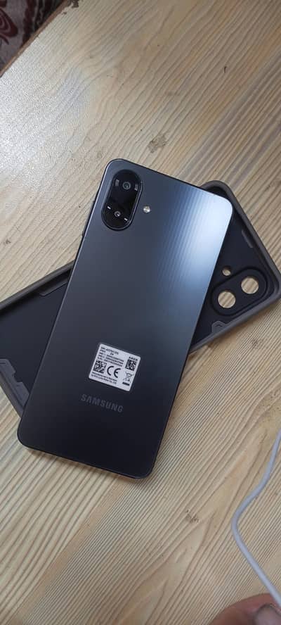Samsung Mobile A07 4+64 with box 4 months warrenty
