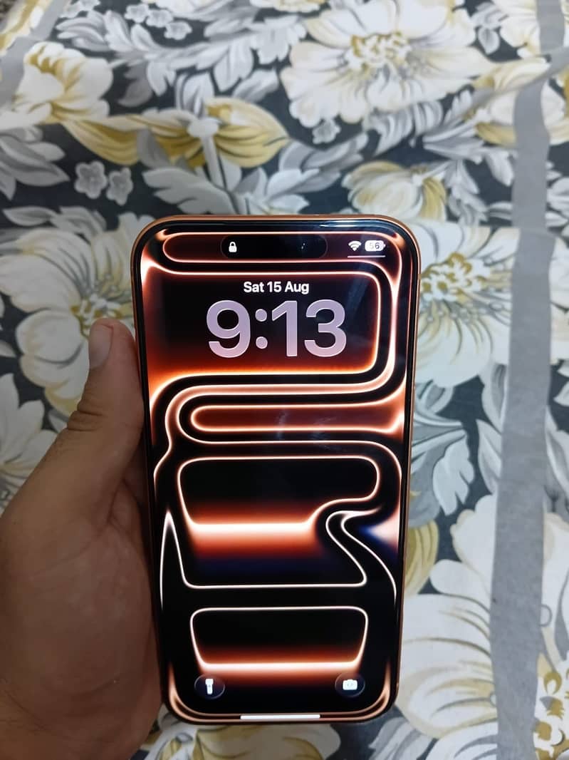 Apple iPhone 17 Pro Max 4