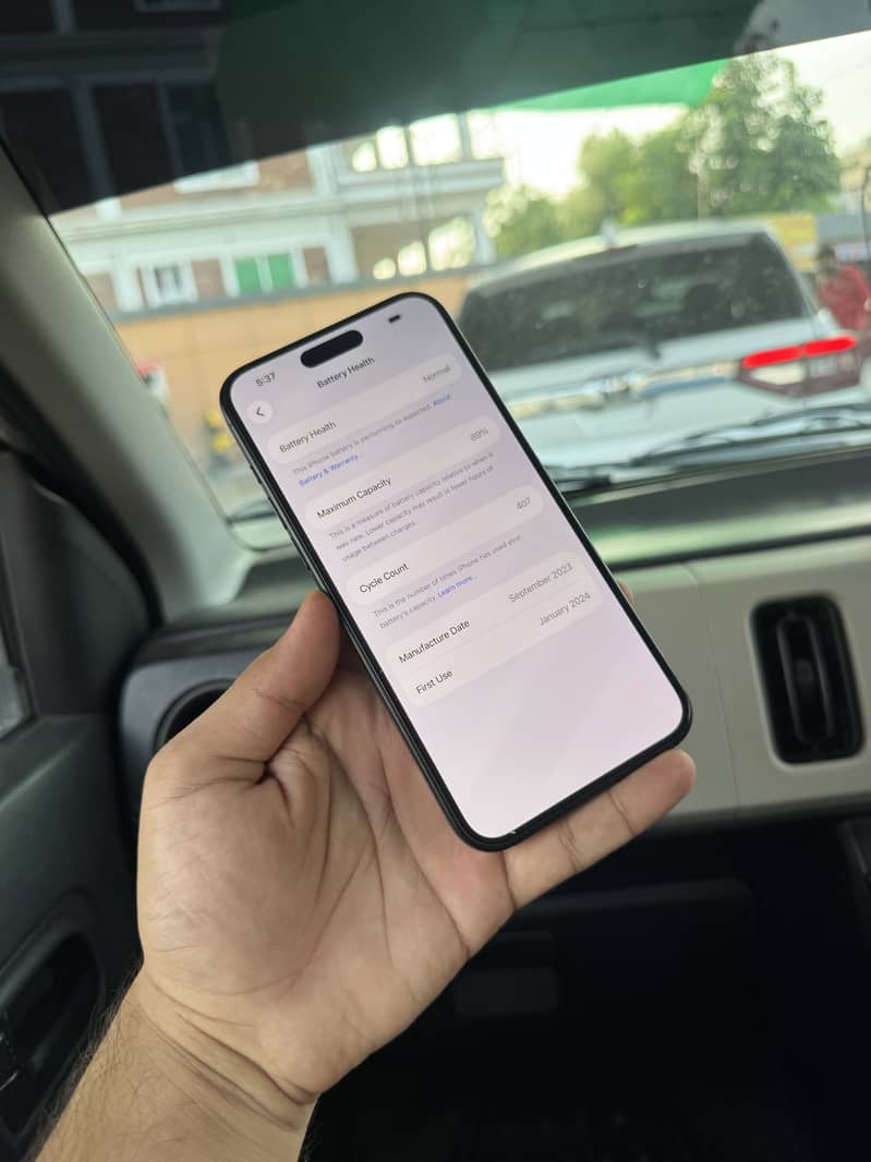 Apple iPhone 15 Pro Max 5