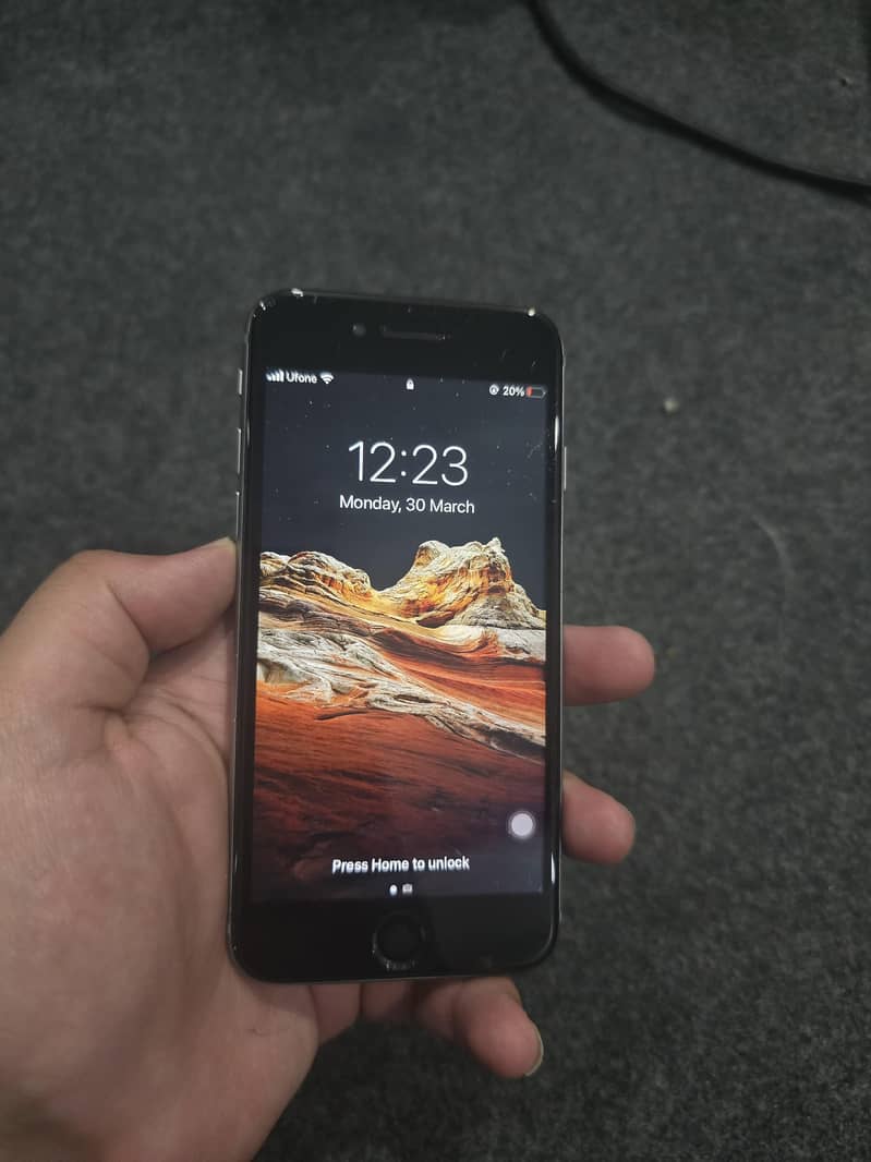 Apple iPhone 6S 7