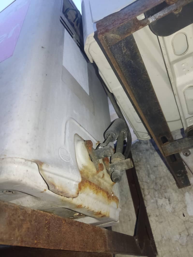 Haier Split Ac 1 ton 4
