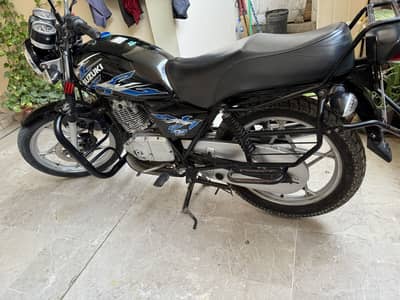 Suzuki Gs 150-SE