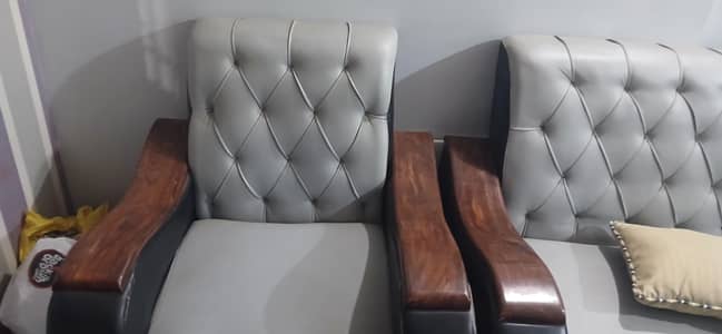 Used Sofa Set – Good Condition | Comfortable & Clean
