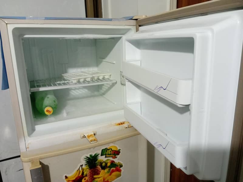 Dawlance Refrigerator 1