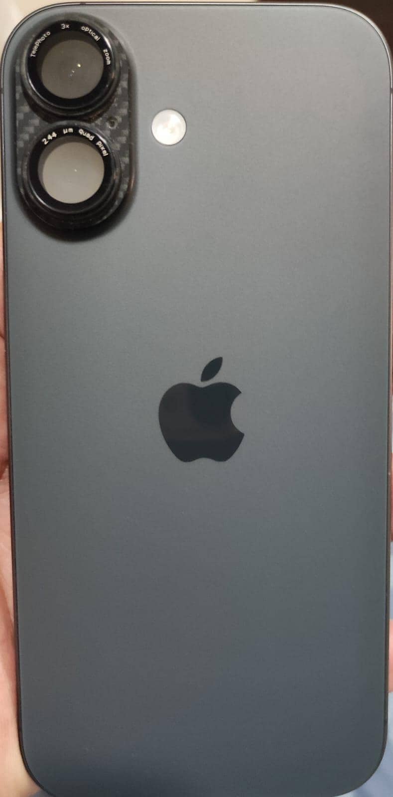 Apple iPhone 17 3