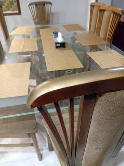 8-Seaated Dinning Table