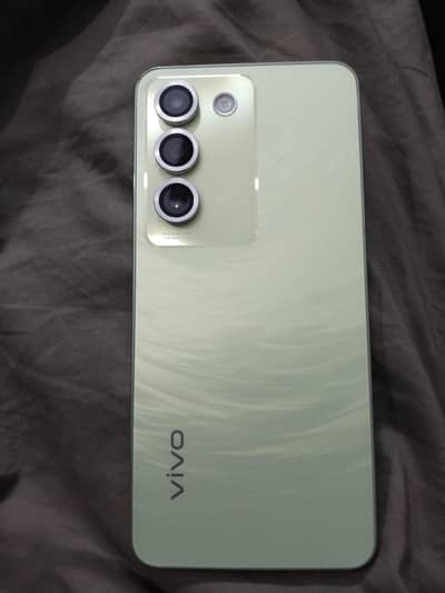 Vivo Y100