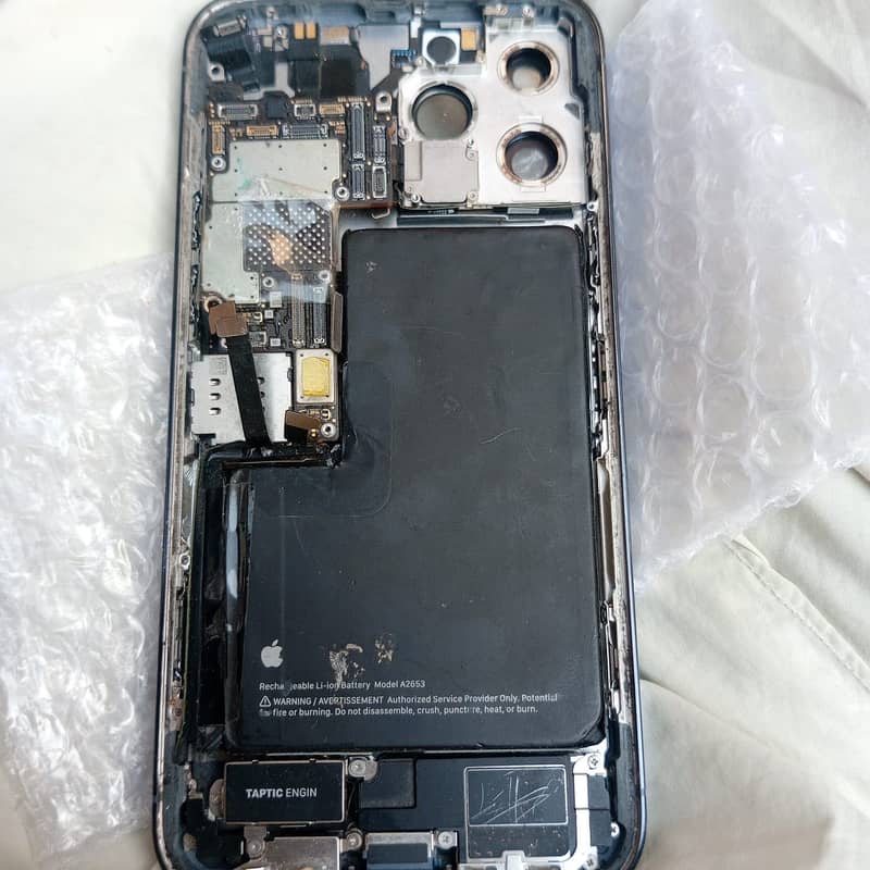 Apple iPhone 13 Pro Max 10
