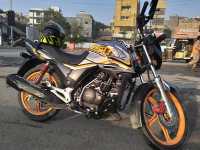 Honda CB 150 2026 gray