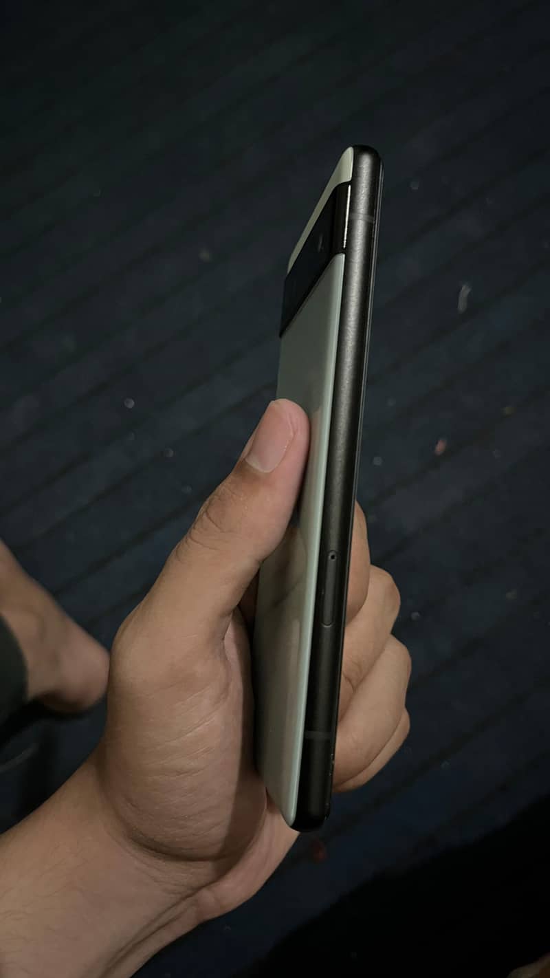 Google Pixel 6a 1