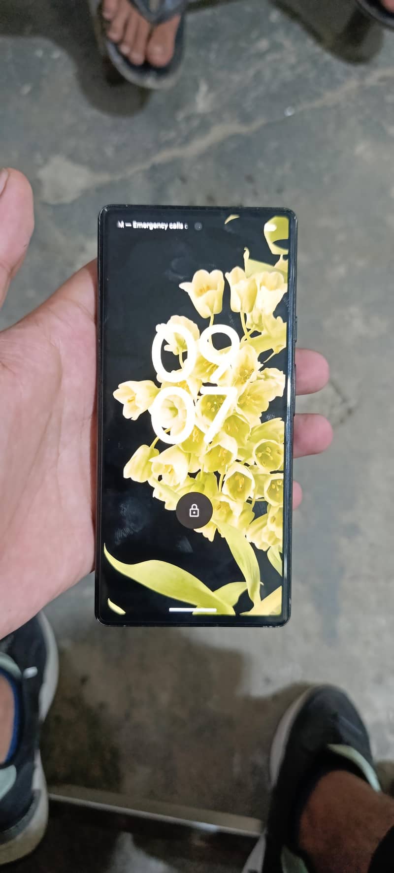 Google Pixel 6 4