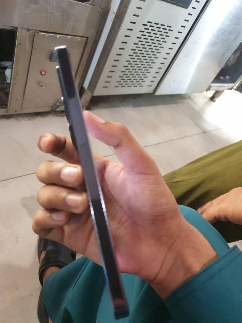 Infinix Note 40 4
