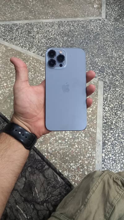 I phone 13 pro max lush condition  original
