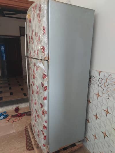 Dawlance refrigerator for sale