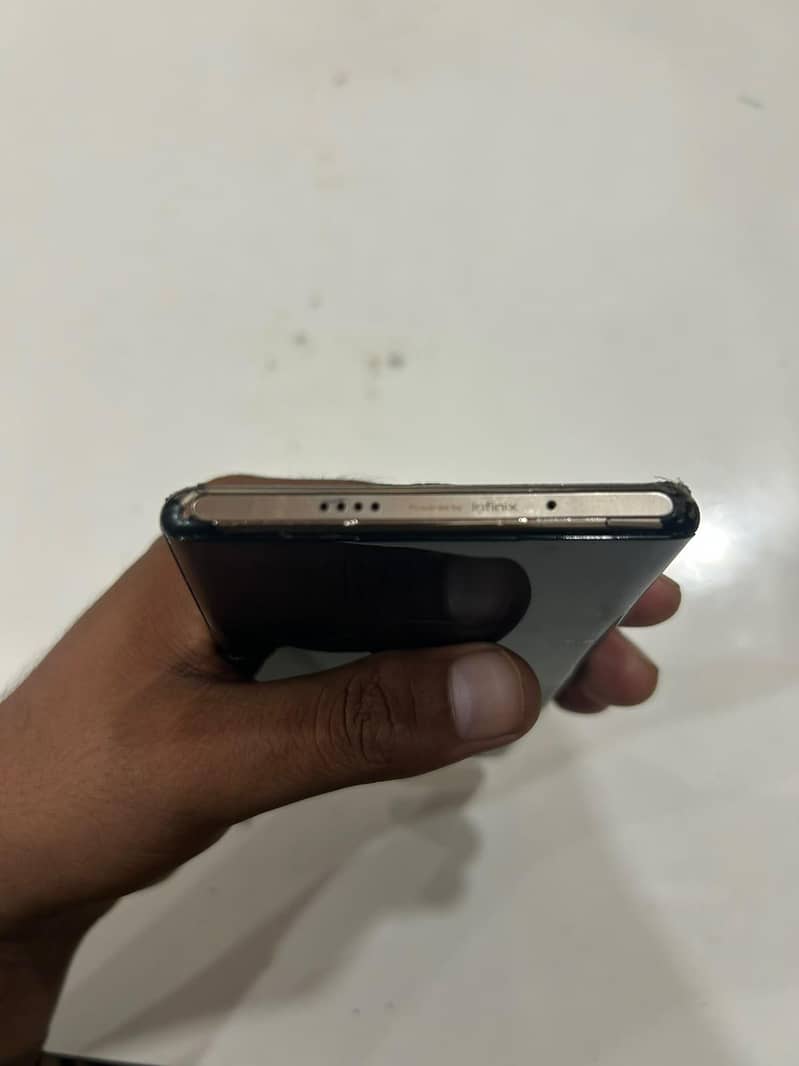 Infinix Zero 30 2
