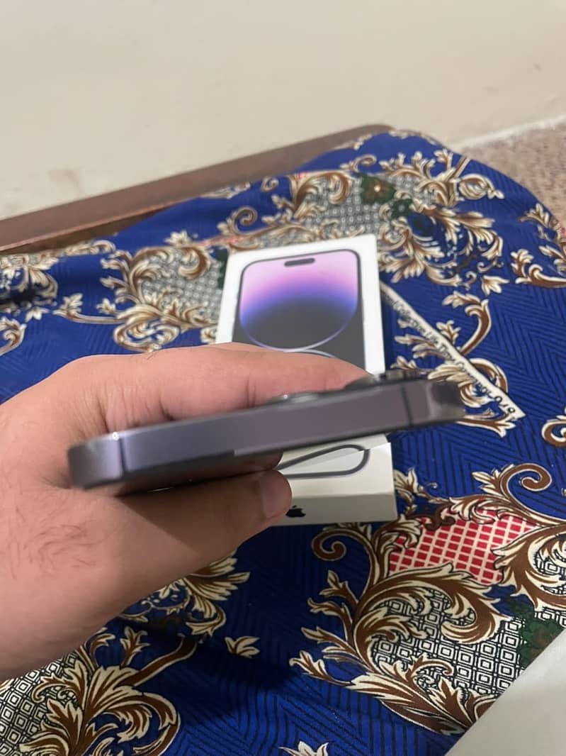 Apple iPhone 14 Pro Max 4