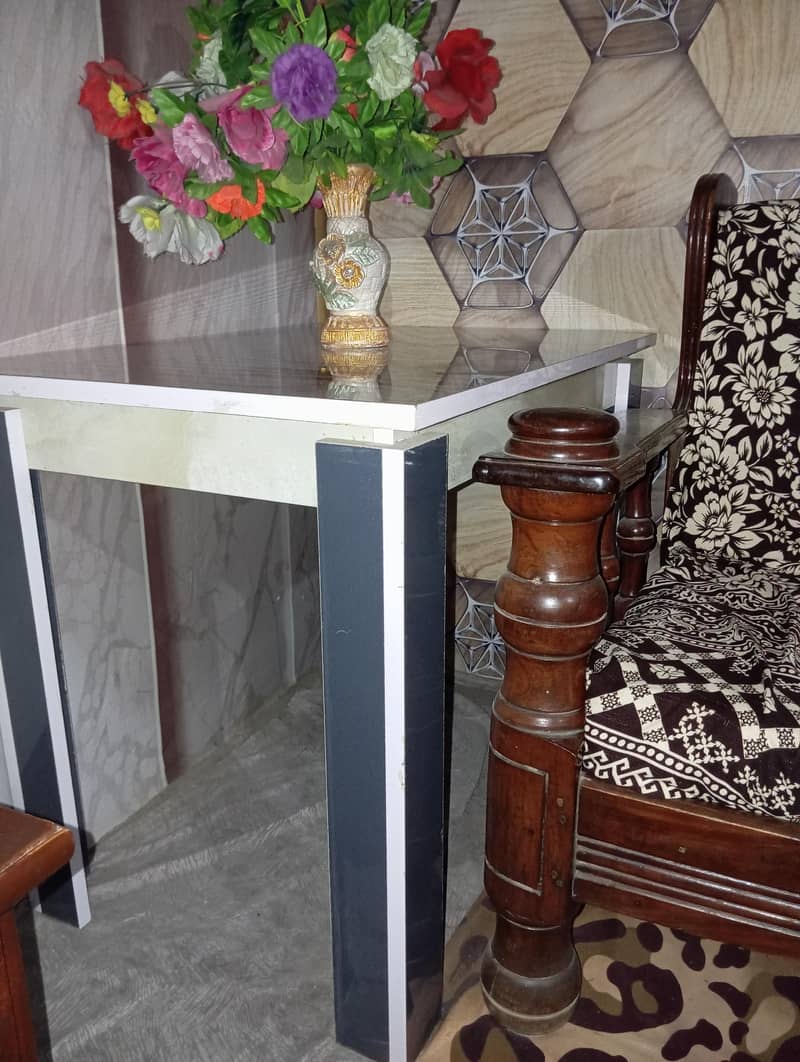 Center table 1