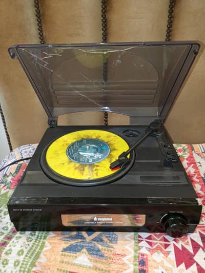 3 Speed Turntable Stepletone in Great Condition