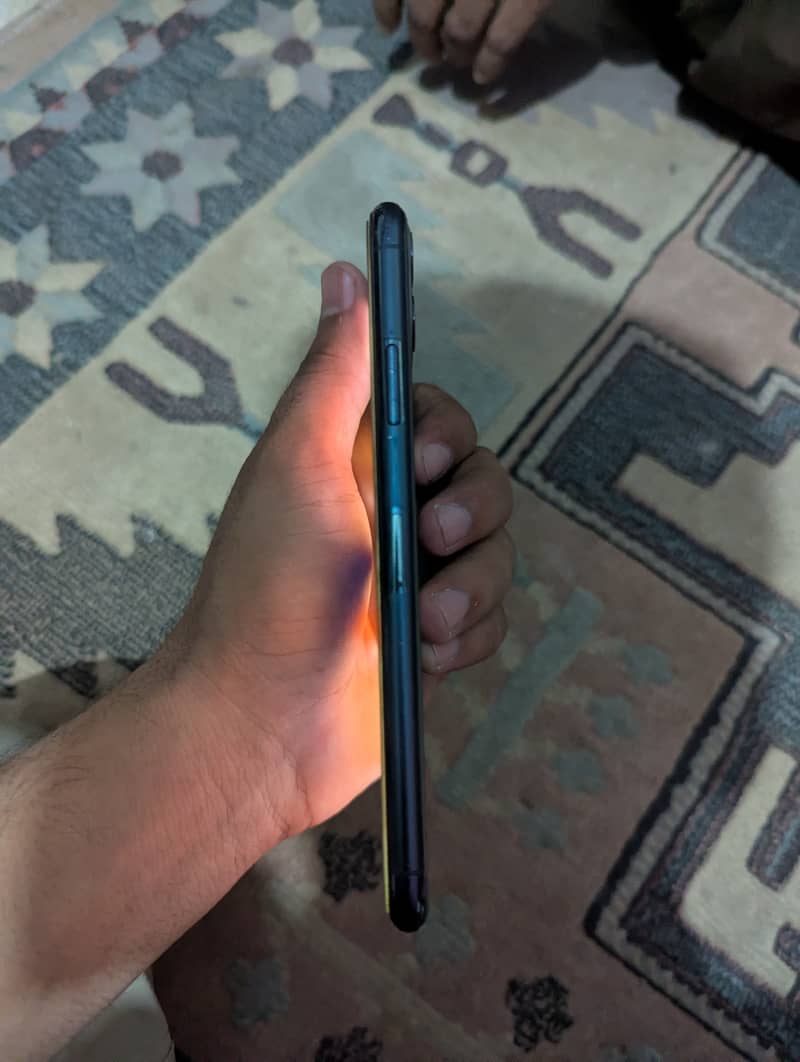 Apple iPhone 11 Pro Max 3