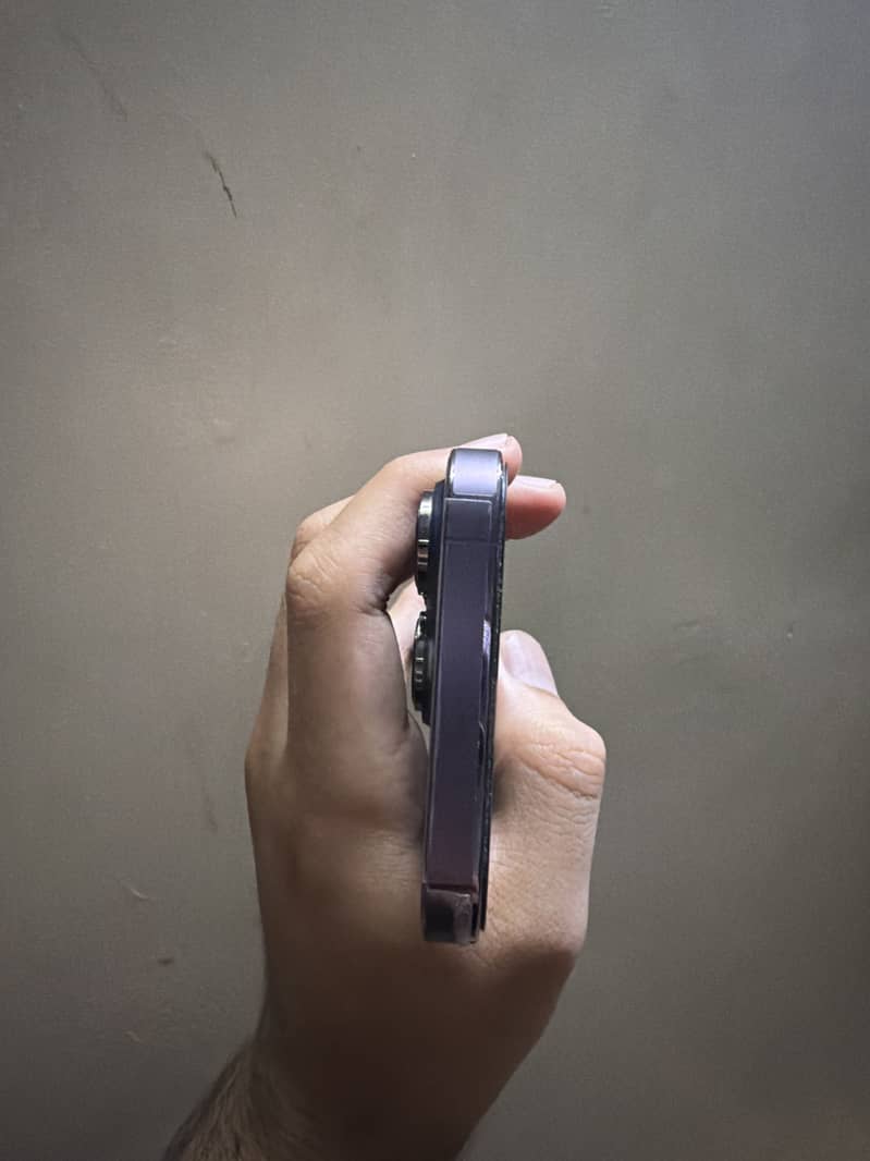 Apple iPhone 14 Pro 3