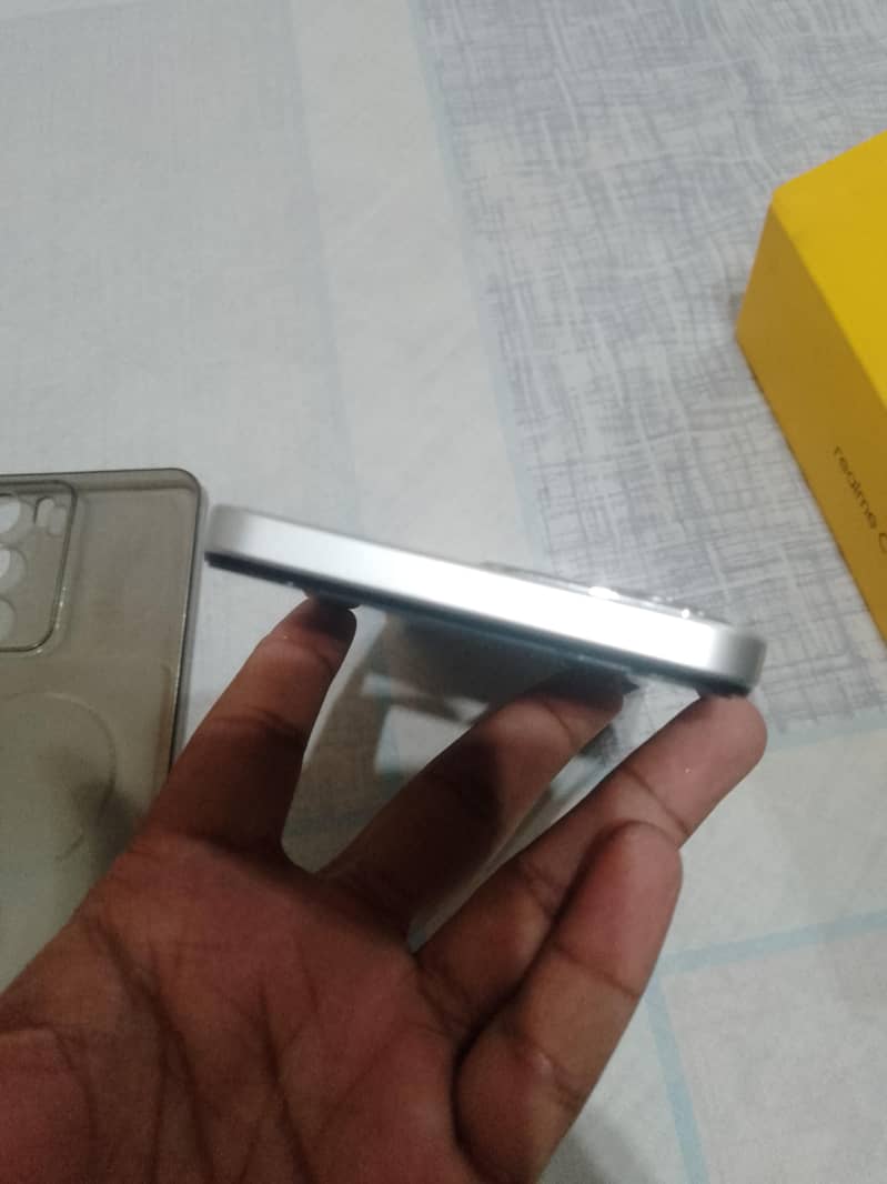 Realme C71 1
