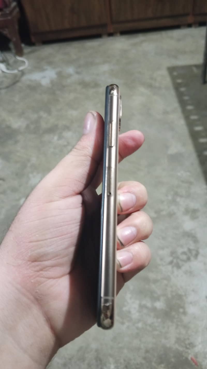 Apple iPhone XS 2