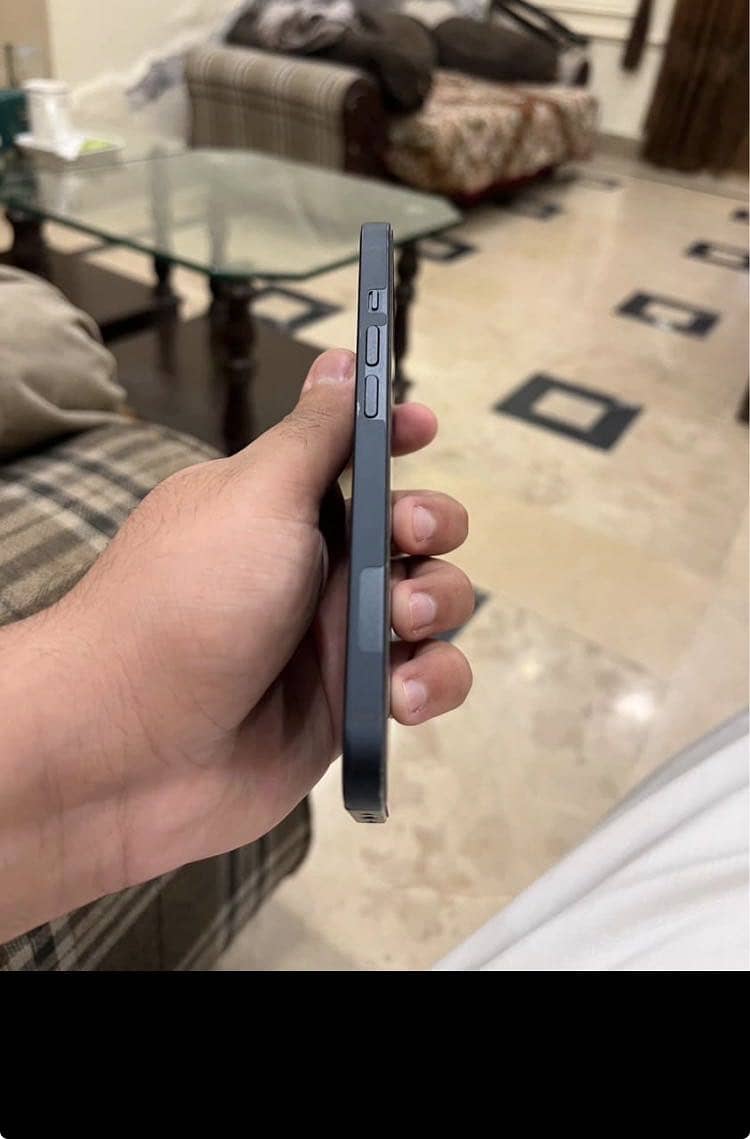 iPhone 14 5