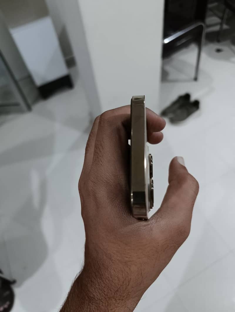 Apple iPhone 13 Pro 3