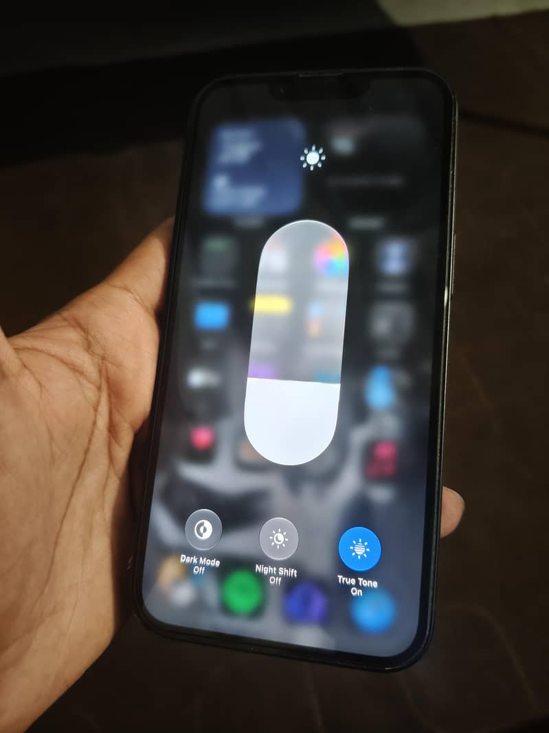 Apple iPhone 14 4