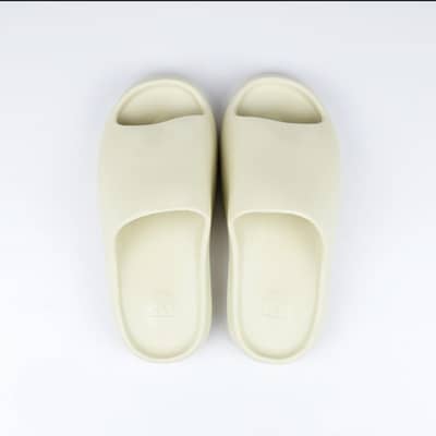 Addidas yezzy slides