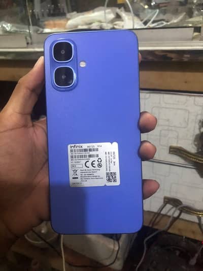 Smart 10 infinix 4/64 All Ok with Box and Charger
