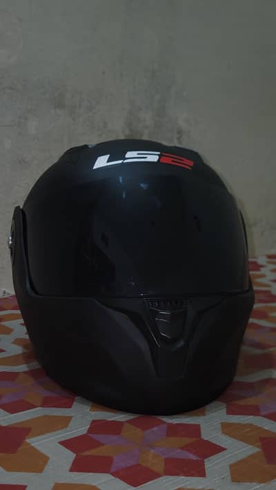 SuperAir Flip Up Helmet Matte Black (with LS2 badging)