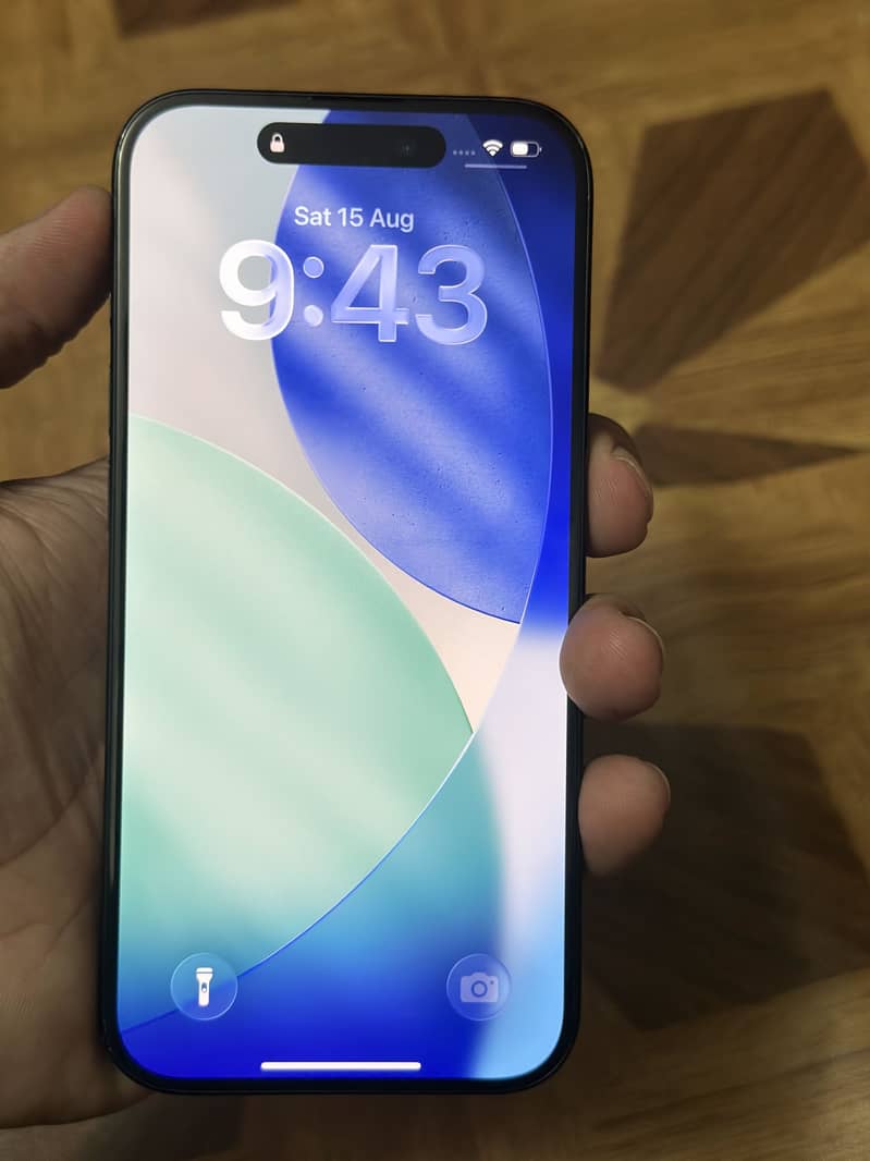 Apple iPhone 15 Pro 0