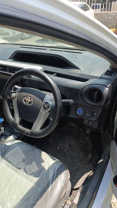 Toyota Aqua 2013