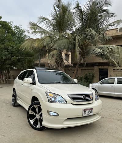 Toyota LEXUS RX 330 CONVERTED