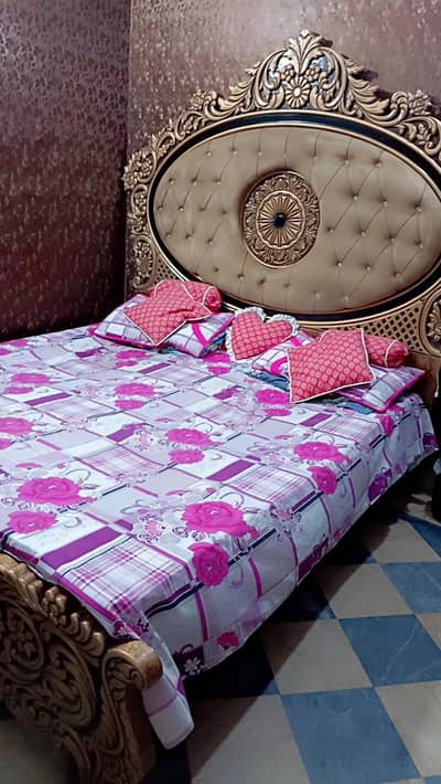 wooden bed set for sale