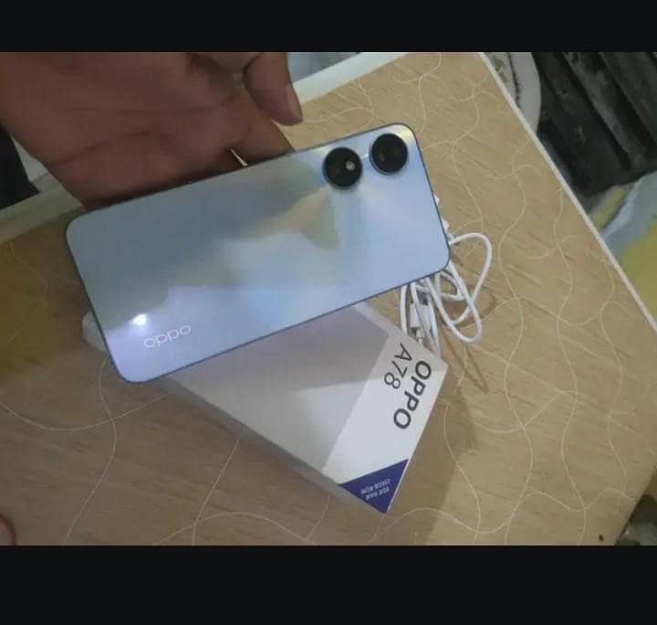 OPPO A78 0