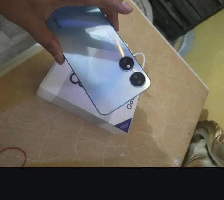 OPPO A78 1