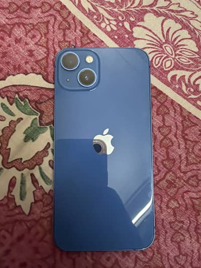 Apple iPhone 13