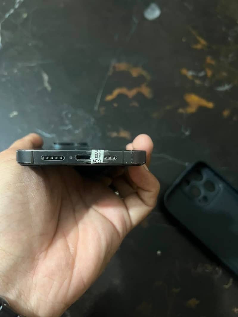 Apple iPhone 13 Pro 0