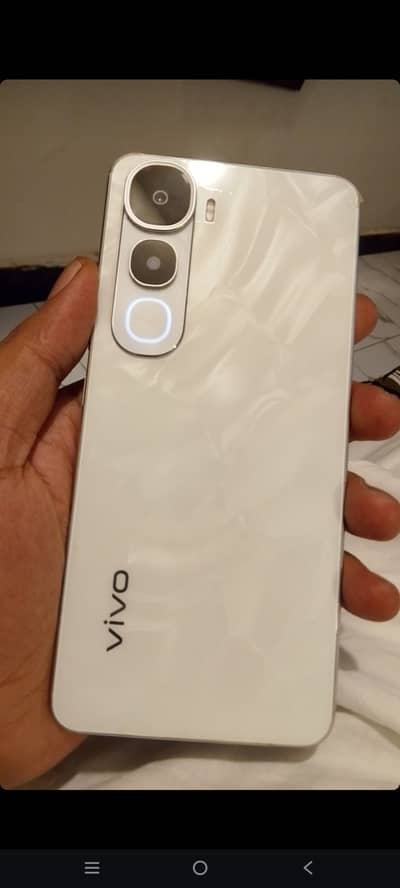 Vivo Y400