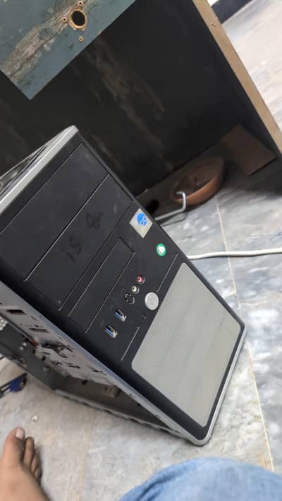 Core i5 8th Gen | 16GB RAM | 250GB + 256GB SSD | Quadro K620 2GB