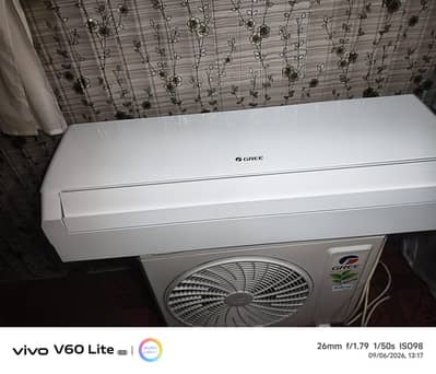 Gree 1.5 Ton DC Inverter