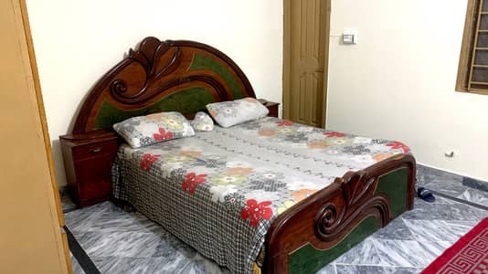 Beautiful Wooden King Size Bed with Side Tables – Excellent Condition